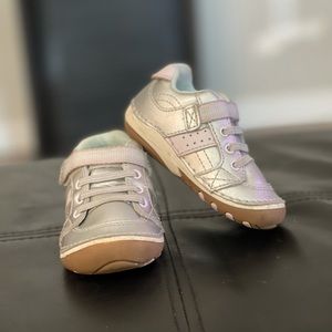 Stride rite 4M toddler shoes